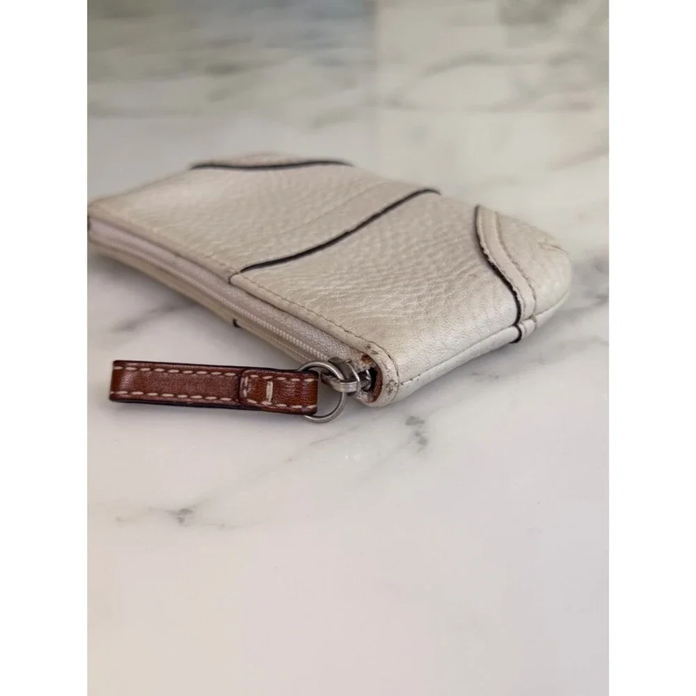 Coach Vintage Y2K Soho Pebbled Leather Medium Skinny Coin Purse Parchment Ivory